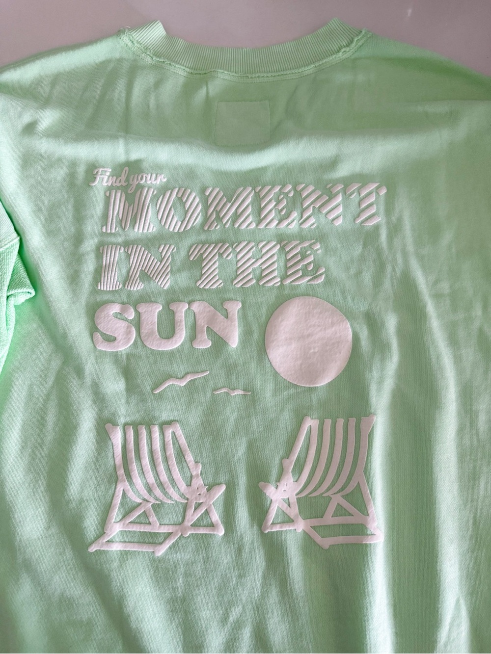 Aerie V Neck Graphic on Back